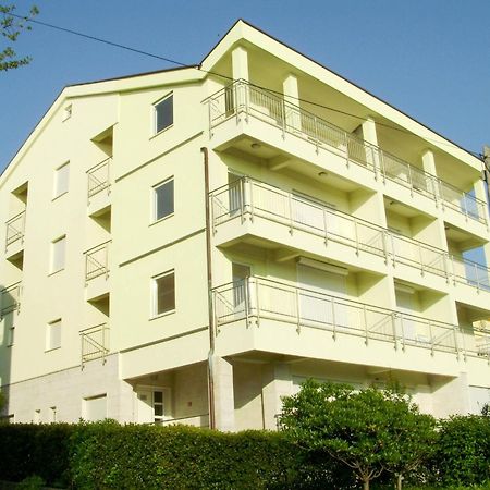 Apartments Petricevic Selce Exterior foto