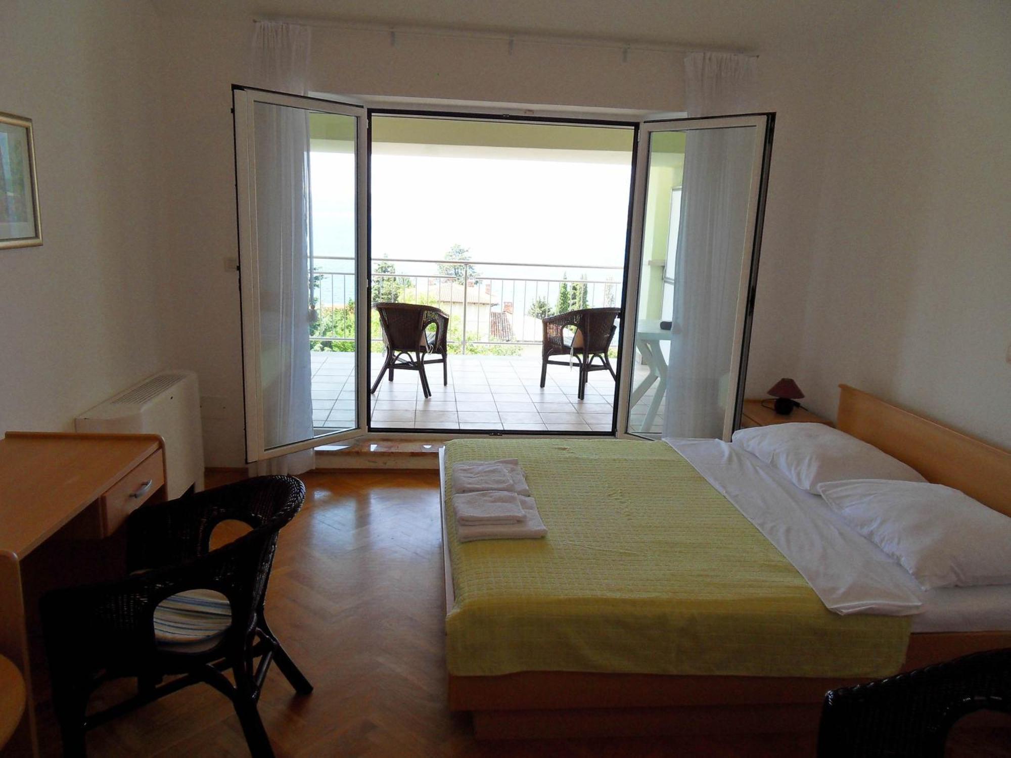 Apartments Petricevic Selce Quarto foto